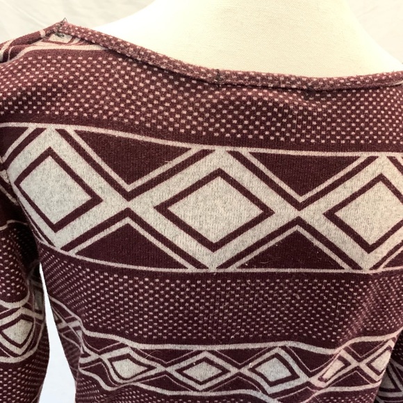 Elegant Burgundy Patterned Women's Sweater Dress Warm but Light weight Sweater - Picture 8 of 9